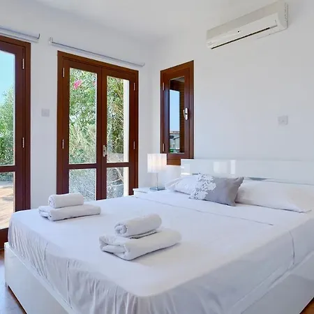 شقة 3 Bedroom Pelendri With Stunning Views, Aphrodite Hills
