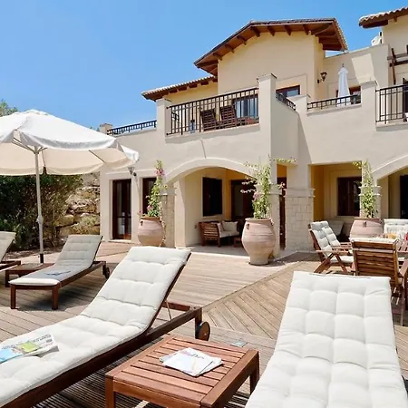 3 Bedroom Pelendri With Stunning Views, Aphrodite Hills