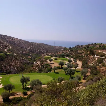 3 Bedroom Pelendri With Stunning Views, Aphrodite Hills شقة كوكليا