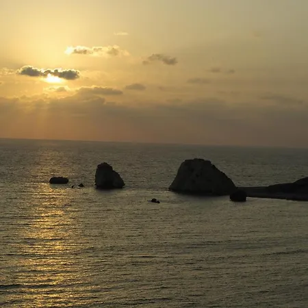 3 Bedroom Pelendri With Stunning Views, Aphrodite Hills * كوكليا